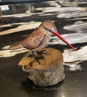 Oiseau peint à la main brun 10cm sur socle en bois